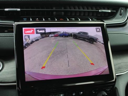 Used 2023 Jeep Grand Cherokee 30th Anniversary image 22