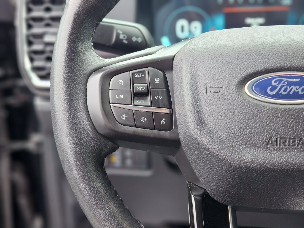 Used 2025 Ford Ranger Lariat AWD/4WD image 29