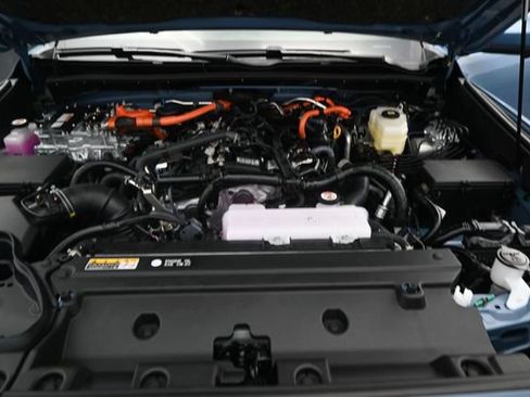 New 2026 Toyota 4Runner Limited AWD/4WD image 18