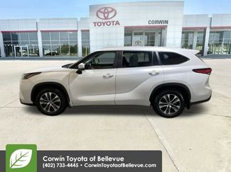 Certified 2023 Toyota Highlander XLE video 2