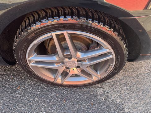 Used 2014 Mercedes-Benz E 350 4MATIC Coupe image 26