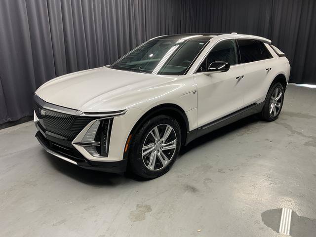 Used 2024 Cadillac Lyriq Tech w/ LPO, Floor Liner Package AWD/4WD image 3