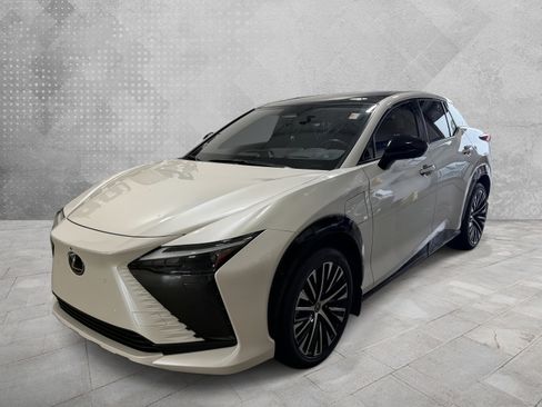 Used 2023 Lexus RZ 450e Premium w/ Technology Package AWD/4WD image 3