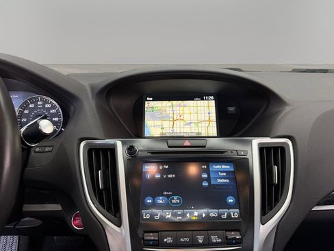 Used 2018 Acura TLX w/ Technology Package FWD image 24