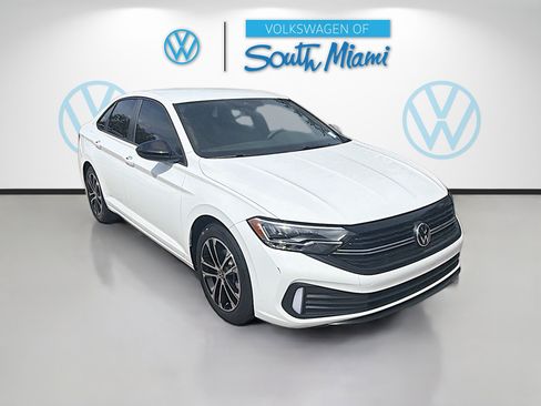 Used 2022 Volkswagen Jetta Sport FWD image 1
