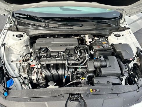 Used 2023 Hyundai Elantra SEL w/ Cargo Package image 27