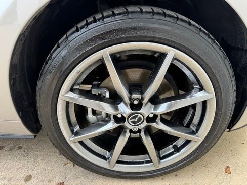 Used 2023 MAZDA MX-5 Miata Grand Touring RWD image 8