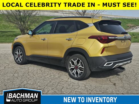 Used 2021 Kia Seltos SX w/ SX Sunroof Package image 5