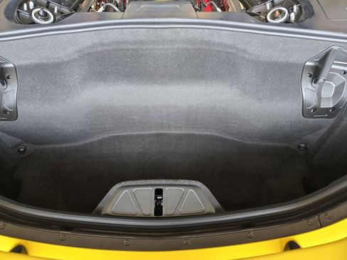 Used 2025 Chevrolet Corvette Stingray Preferred Cpe w/ Z51 Performance Package RWD image 30