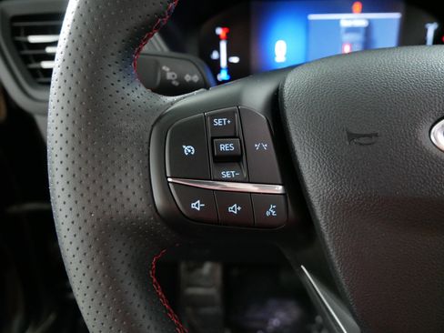 Used 2025 Ford Escape ST-Line AWD/4WD image 27