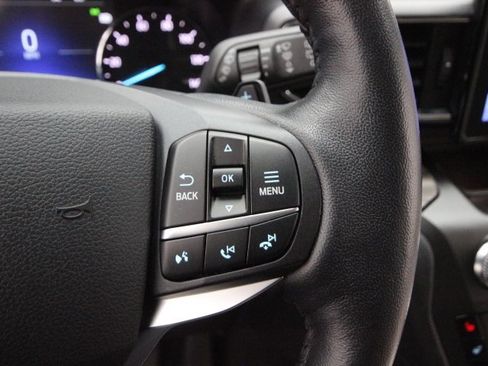 Used 2020 Ford Explorer Limited image 19