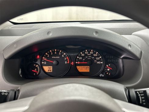 Used 2020 Nissan Frontier SV w/ Midnight Edition Floor Mats image 13