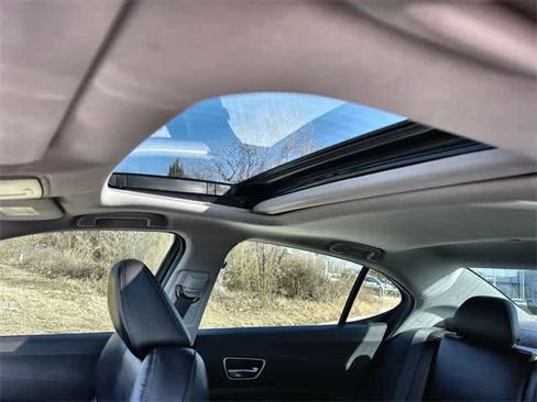 Used 2020 Acura TLX image 32