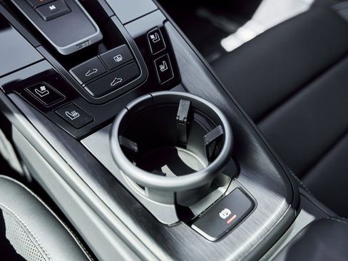 Used 2022 Porsche 911 Carrera 4 GTS w/ Premium Package image 60