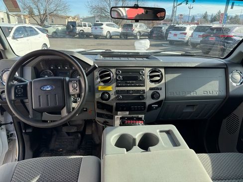 Used 2015 Ford F550 XLT image 11