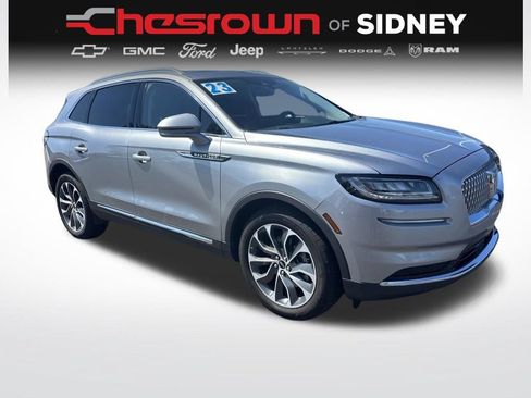 Used 2023 Lincoln Nautilus Reserve AWD/4WD image 7