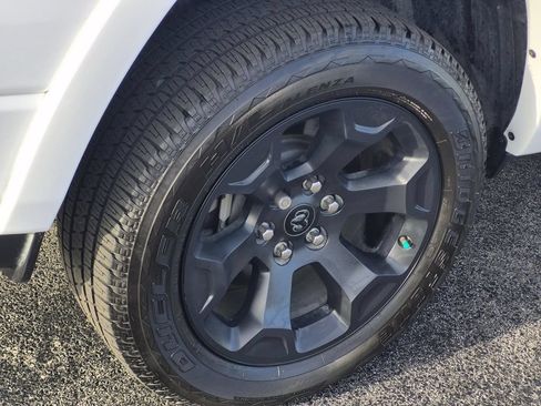 Used 2025 RAM 1500 Lone Star AWD/4WD image 7