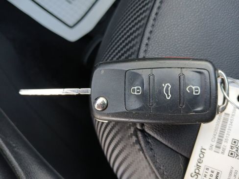 Used 2018 Volkswagen Beetle 2.0T S image 26