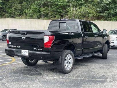 Used 2024 Nissan Titan SV w/ SV Convenience Package
