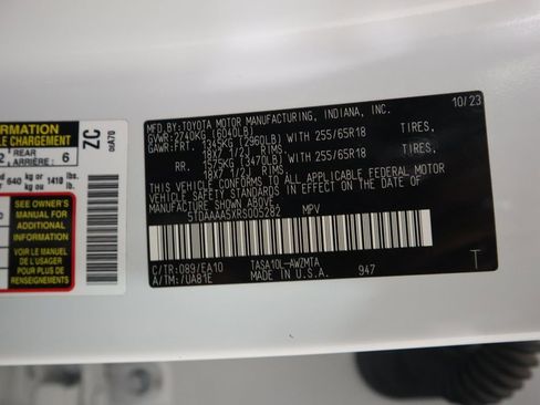 Used 2024 Toyota Grand Highlander XLE image 35