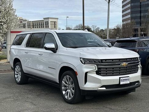 Certified 2022 Chevrolet Suburban Premier AWD/4WD image 1