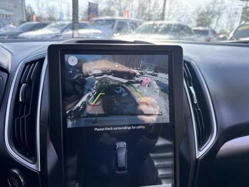 Used 2024 Ford Edge SEL image 26