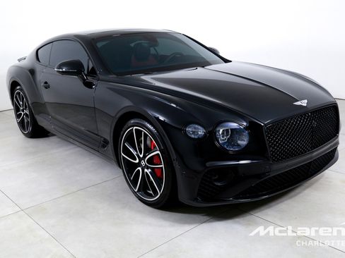 Used 2022 Bentley Continental GT image 3