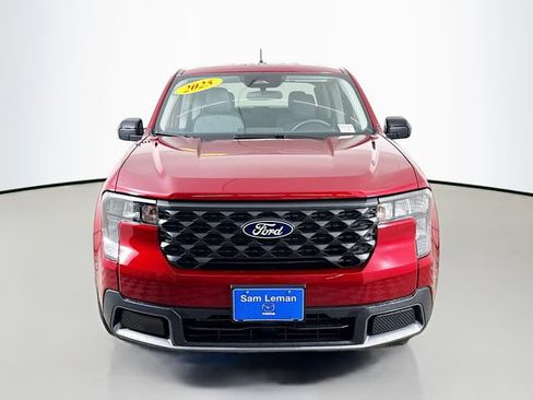 Used 2025 Ford Maverick XLT w/ XLT Luxury Package AWD/4WD image 2