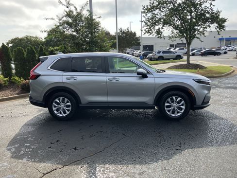 Used 2026 Honda CR-V LX image 11