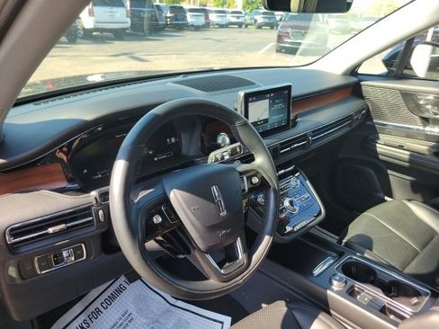 Used 2022 Lincoln Corsair Reserve w/ Equipment Group 201A image 27