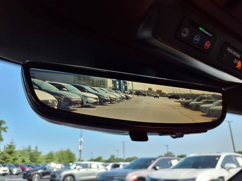 Used 2023 Chevrolet Camaro LT RWD image 19