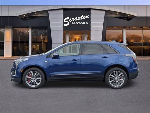 New 2025 Cadillac XT5 Sportv w/ Technology Package image 2