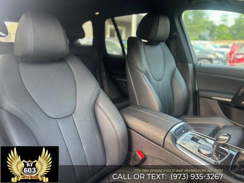 Used 2020 BMW X5 xDrive40i w/ Convenience Package AWD/4WD image 17