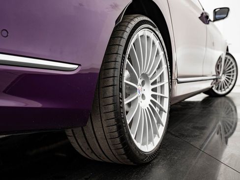 Certified 2022 BMW ALPINA B7 xDrive w/ Luxury Rear Seating Package image 58