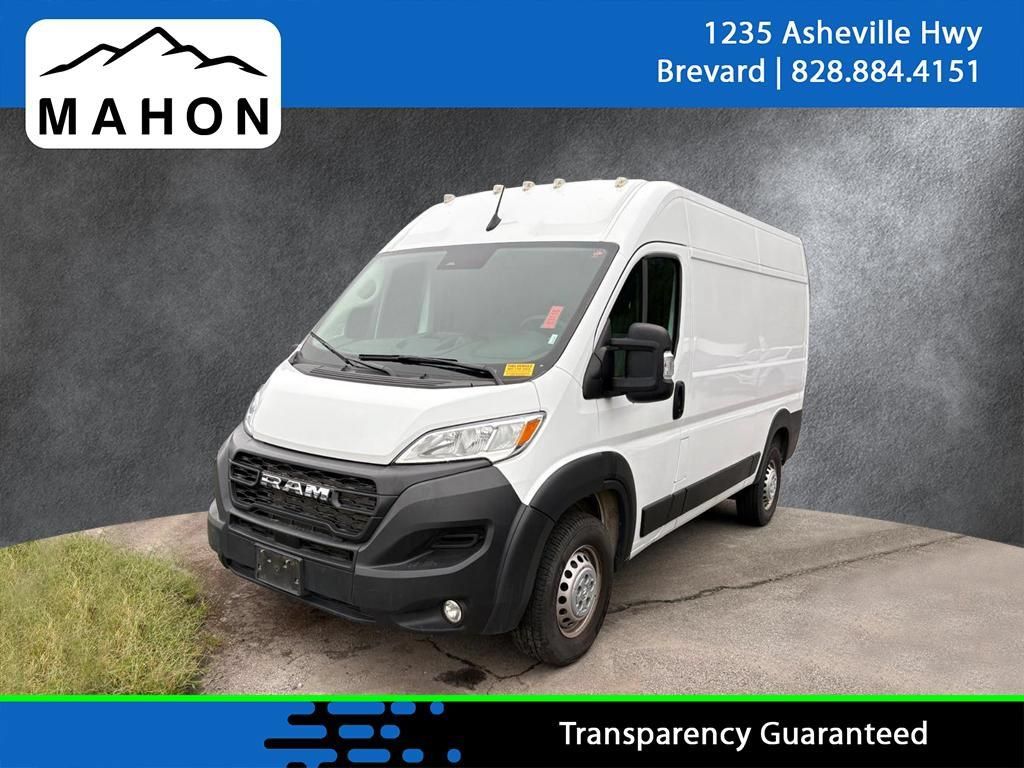 Used 2025 RAM ProMaster 2500 w/ Convenience Group FWD image 1