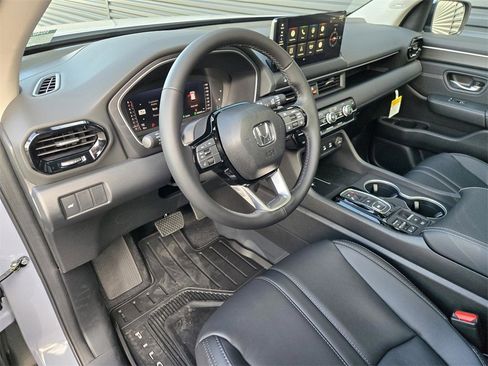 New 2026 Honda Pilot Touring image 19