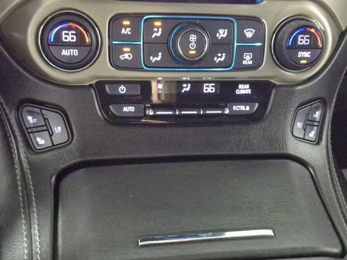 Used 2017 GMC Yukon Denali w/ Open Road Package AWD/4WD image 17