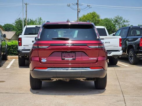 Certified 2025 Jeep Grand Cherokee Limited AWD/4WD image 6