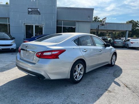 Used 2016 Nissan Altima 2.5 S w/ Power Driver Seat Package image 3