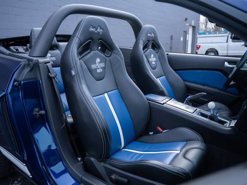 Used 2012 Ford Mustang Shelby GT500 w/ Electronics Pkg RWD image 18