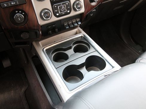 Used 2014 Ford F350 Lariat w/ Lariat Ultimate Package image 36