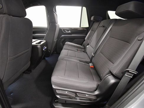 Used 2024 GMC Yukon SLE image 15