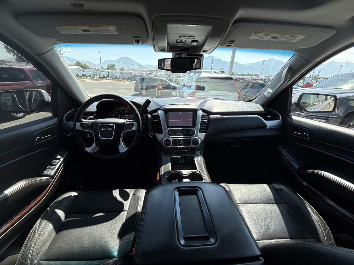 Used 2015 GMC Yukon XL SLT w/ HD Trailering Package AWD/4WD image 18