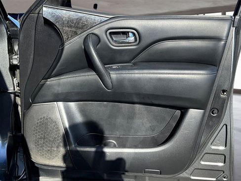 Used 2021 INFINITI QX80 Luxe w/ Cargo Package image 19