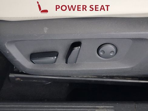 Used 2021 Nissan Rogue SV w/ Premium Package AWD/4WD image 15