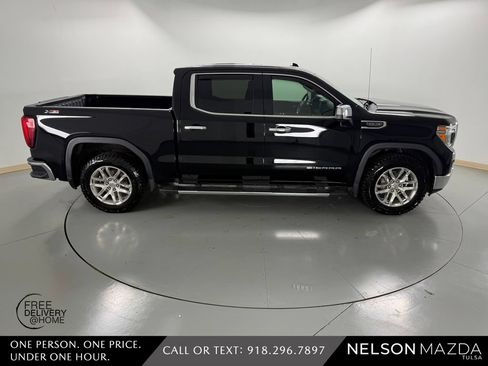 Used 2019 GMC Sierra 1500 SLT w/ SLT Premium Plus Package AWD/4WD image 5
