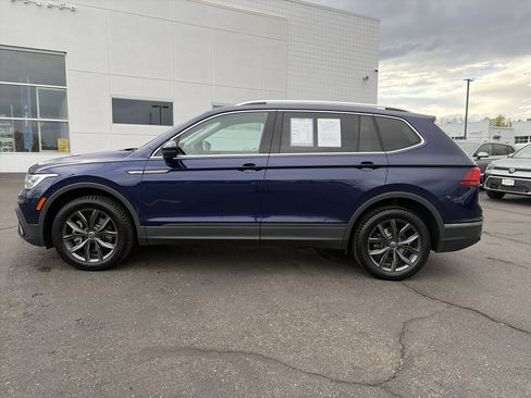Used 2022 Volkswagen Tiguan SE image 8