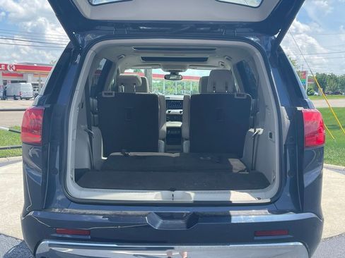Used 2019 GMC Acadia Denali w/ Technology Package FWD image 7