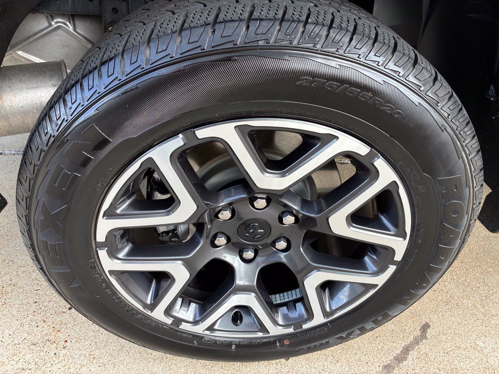 Used 2026 RAM 1500 Laramie AWD/4WD image 7