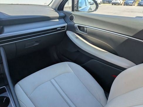 Used 2025 Hyundai Sonata SEL image 15